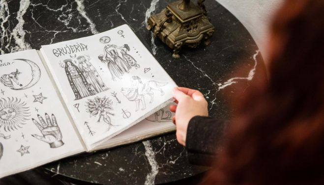 Algunos diseños relacionados con la brujería. MAURI BUHIGAS