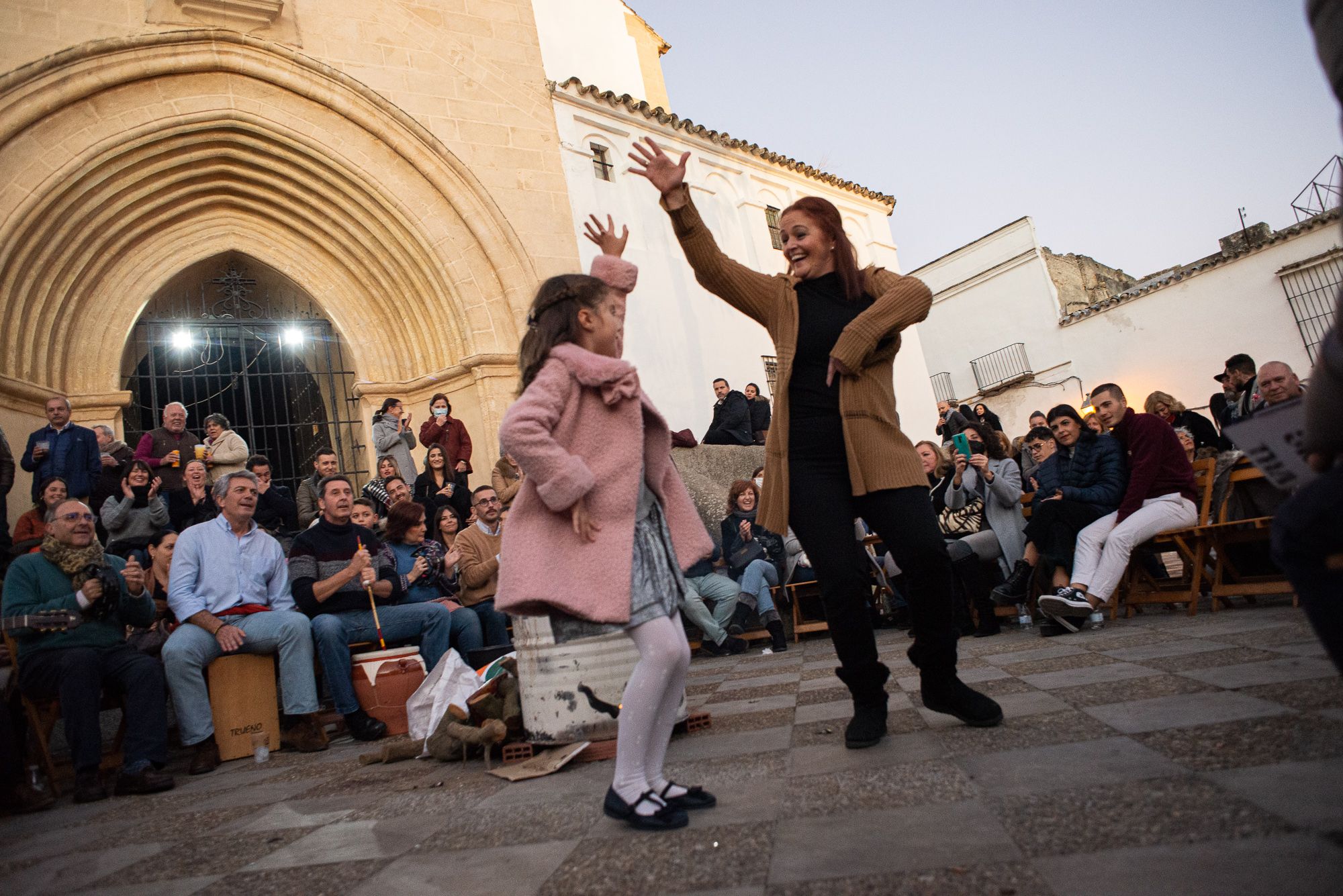 Una de las muchas Zambombas navideñas que se celebran en Jerez. En la imagen, fiesta en la plaza San Lucas el pasado diciembre.