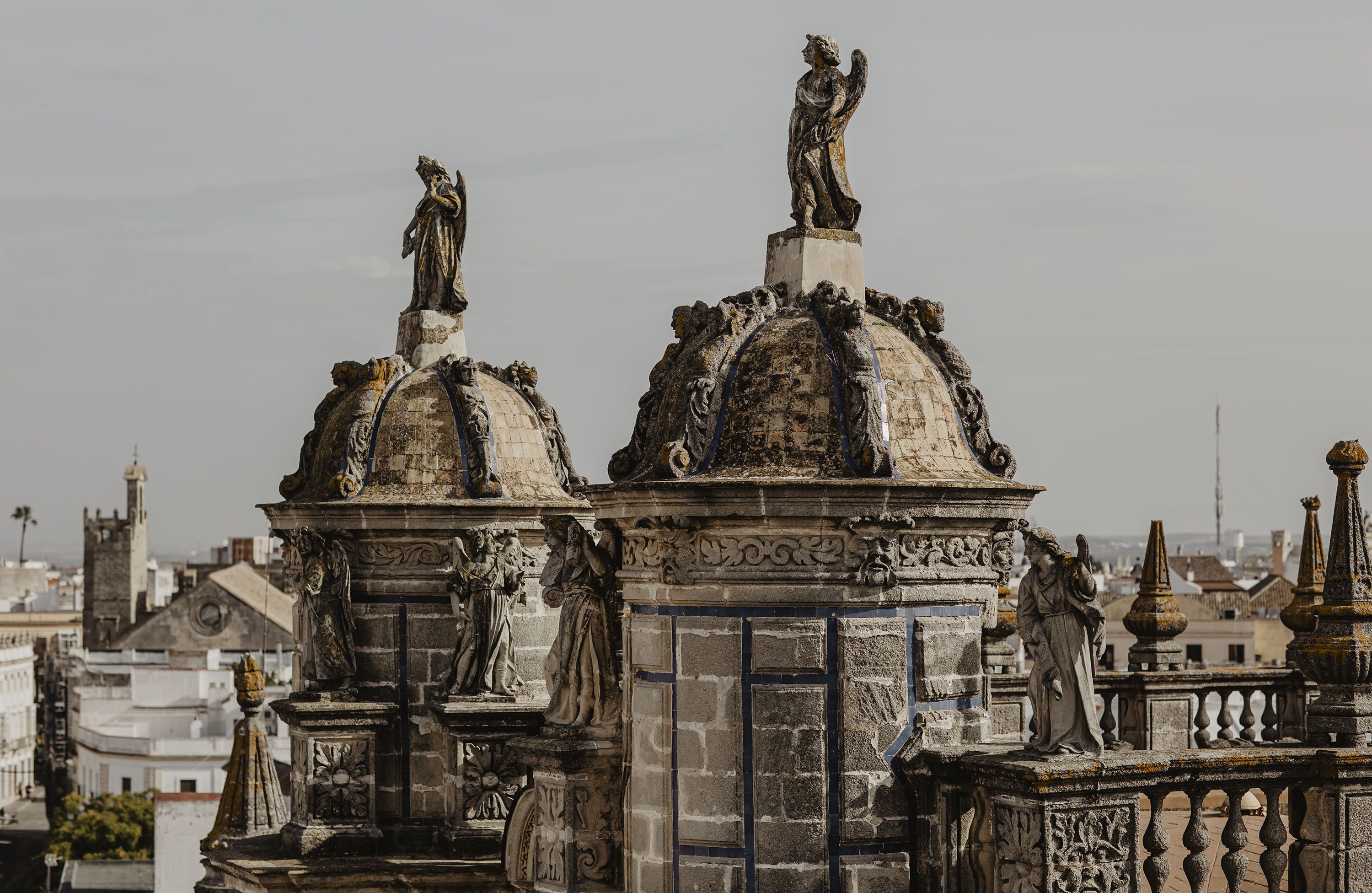 Detalles del 'cielo' de la Catedral, en parte barroca, de Jerez. 