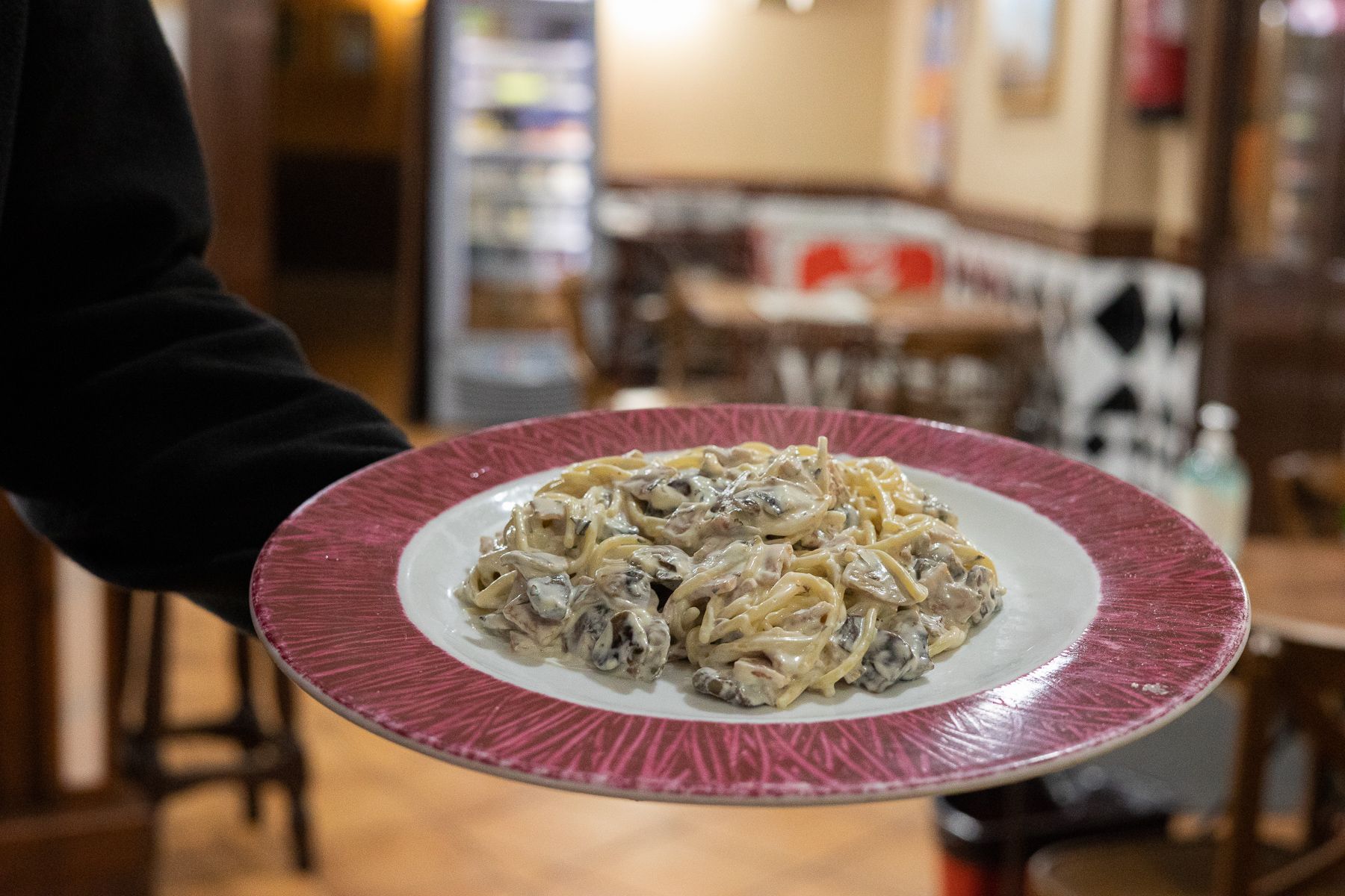Un plato de pasta.