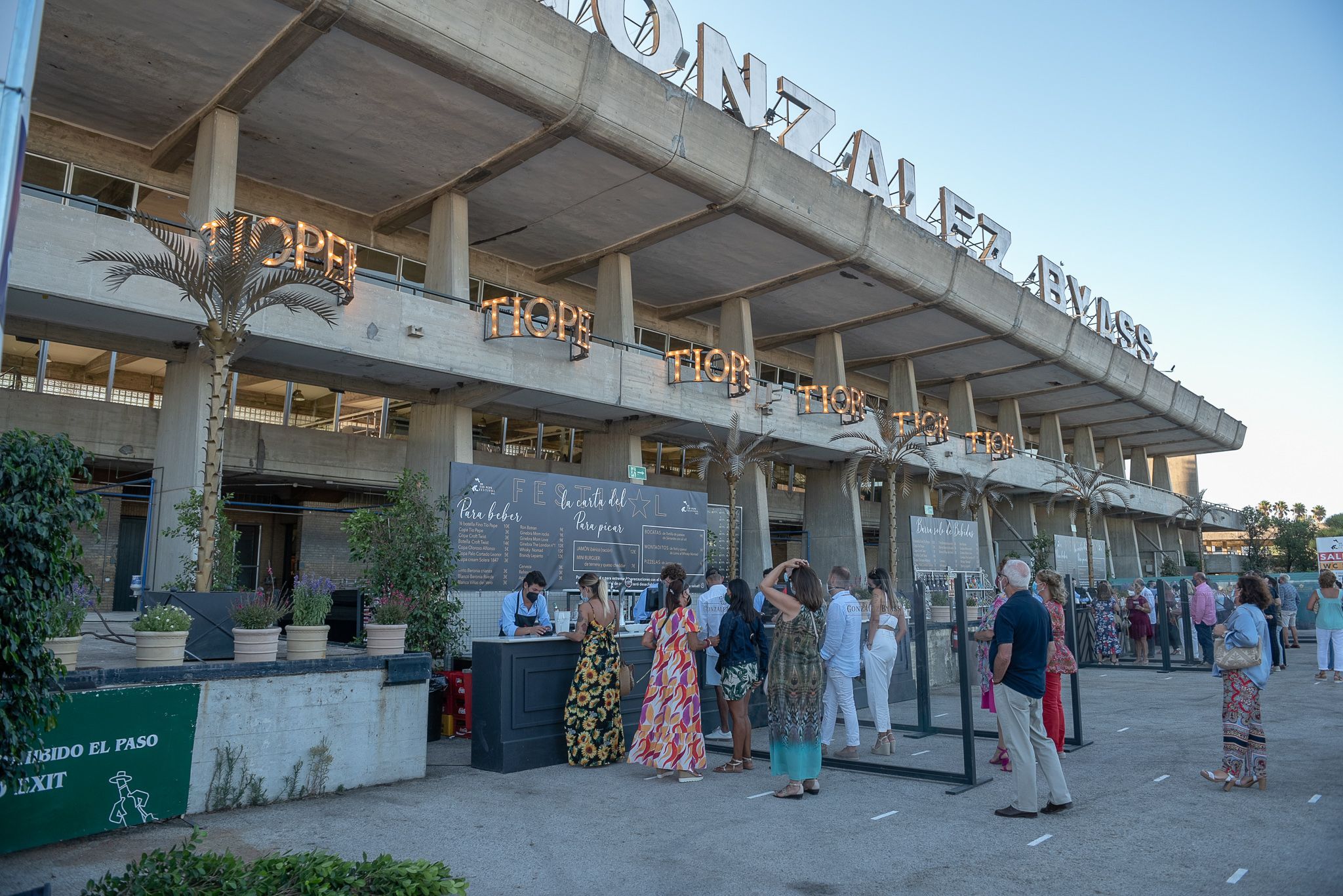 'Veranea en la bodega' llega a Fitur: Ismael Jordi, Ainhoa Arteta y Plácido Domingo actuarán juntos en Tío Pepe Festival. En la imagen, un momento de la pasada edición. FOTO: TIO PEPE FESTIVAL
