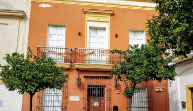 Actual sede de la Unión de Hermandades en calle Curtidores.
