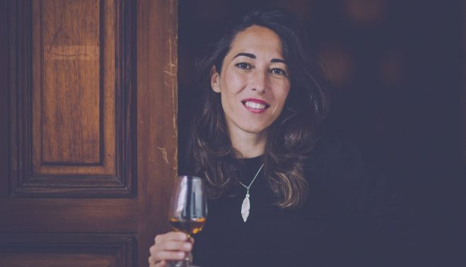 Ana Morales posa para lavozdelsur.es desde el Consejo Regulador.