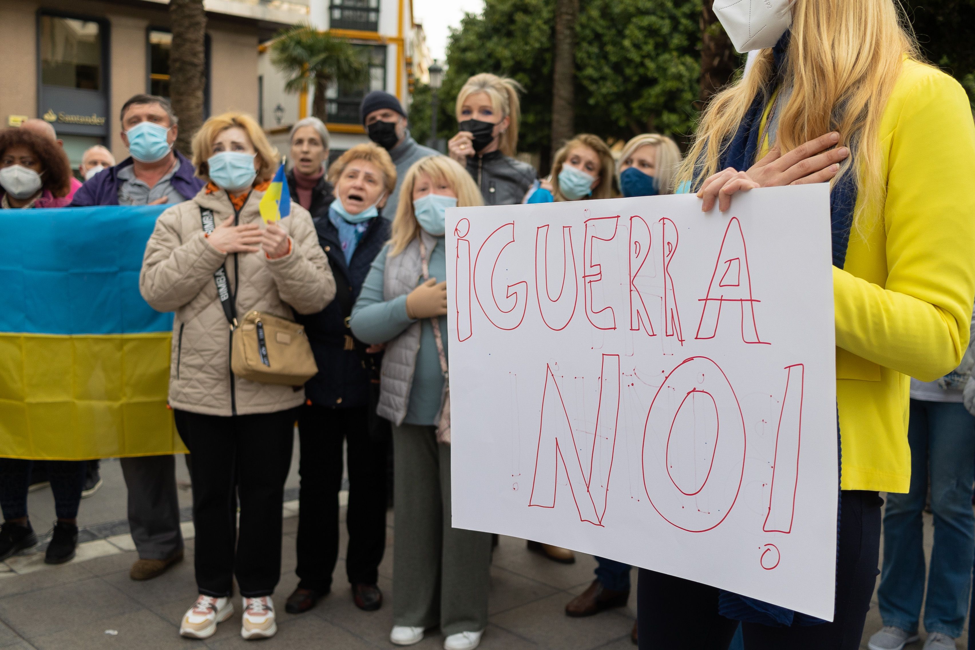 Ucranianos concentrados este jueves en la plaza del Arenal de Jerez