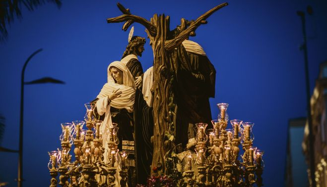 Vista de la trasera del gran misterio de La Mortaja.    ESTEBAN
